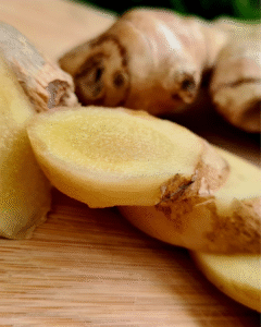 Jus de gingembre, racine de gingembre, épices, anti inflammatoire, jus de citron belisataweer